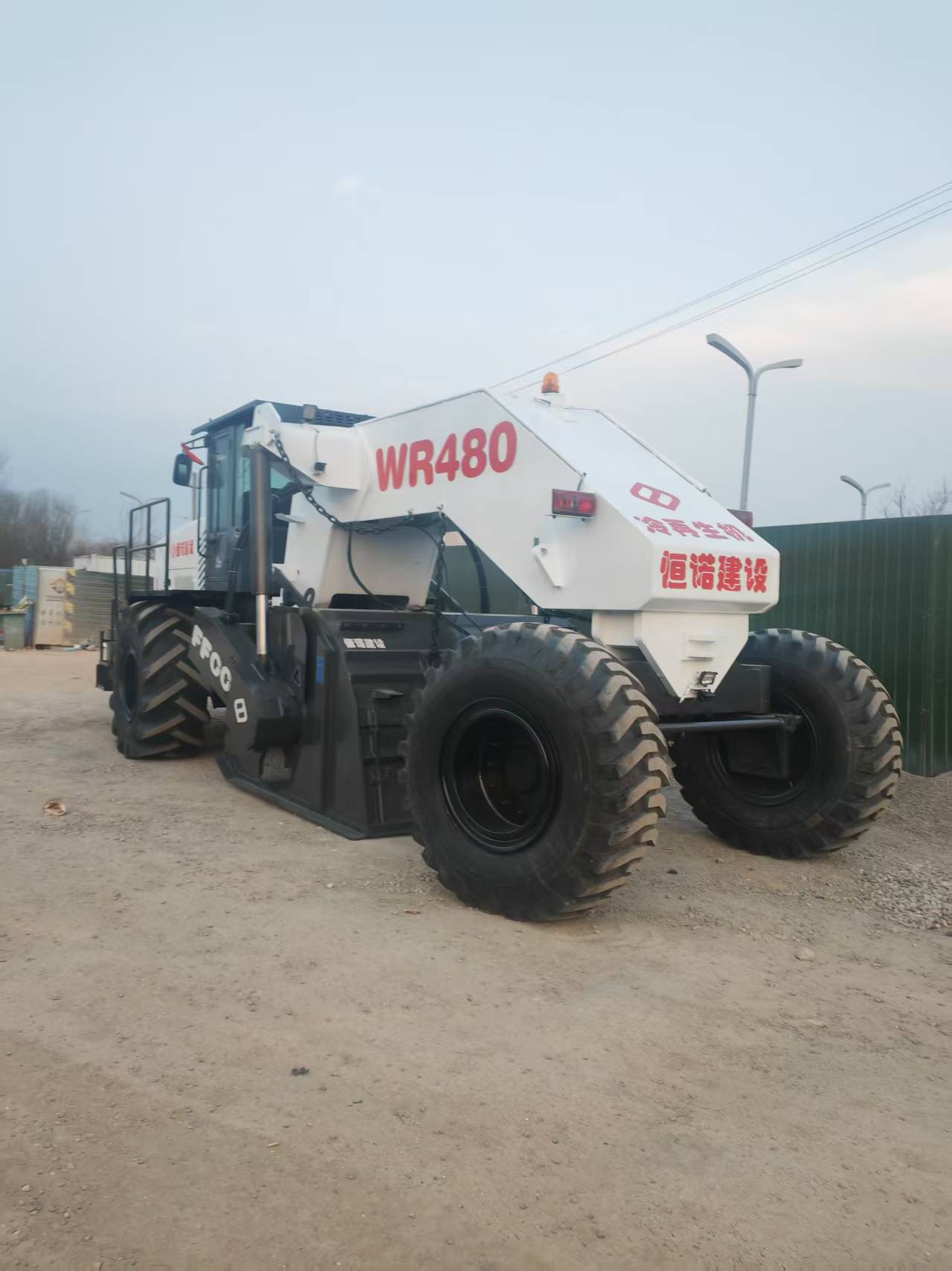 冷再生機(jī)的核心配置：適配路面再生的功能組合